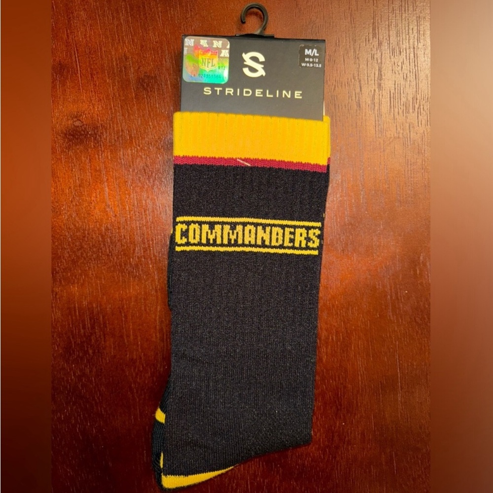 Washington Commanders socks (black)